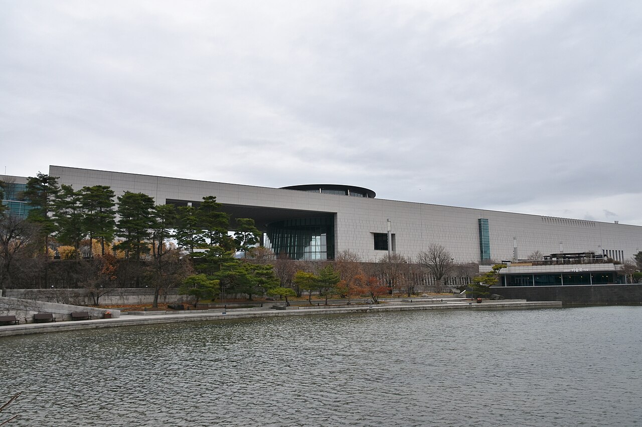 국립중앙박물관